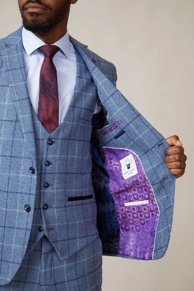 The Fashion Trend of Textile Manufacturings Male Attire