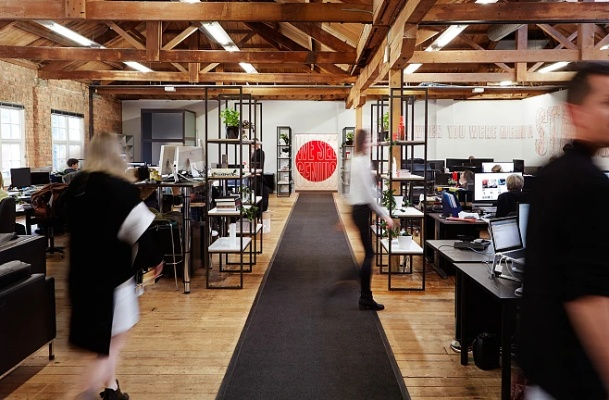 High Yang Textiles Live Streaming Room Job Opening