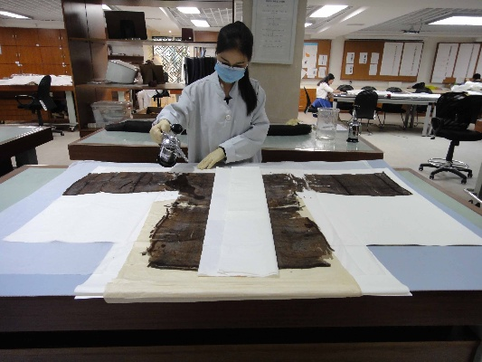 纺织品考古新技术的探索与应用